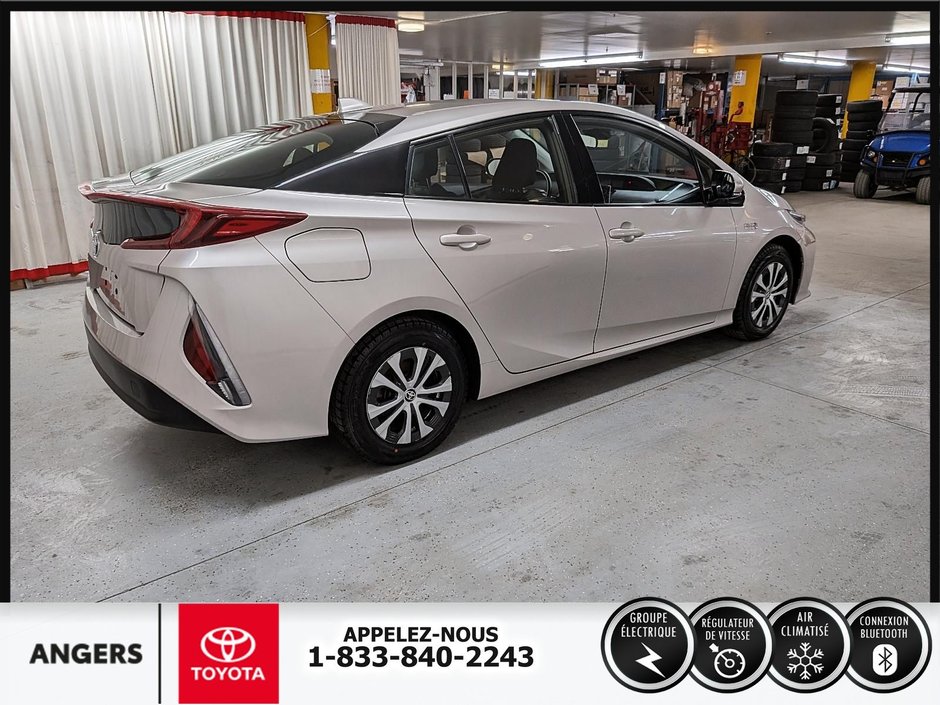 Toyota PRIUS PRIME  2020-3