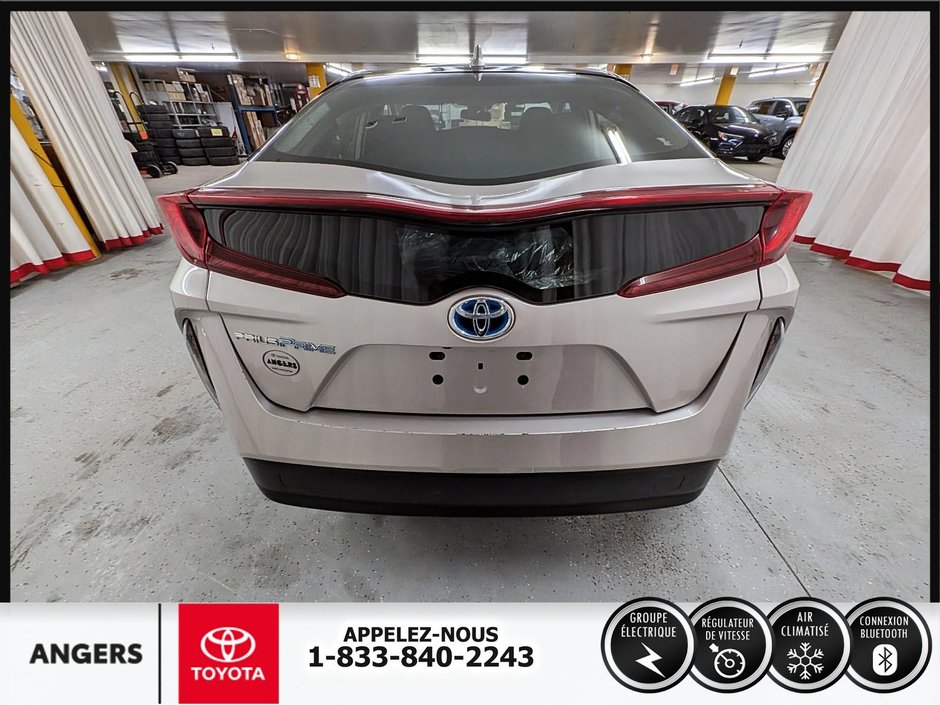 Toyota PRIUS PRIME  2020-4