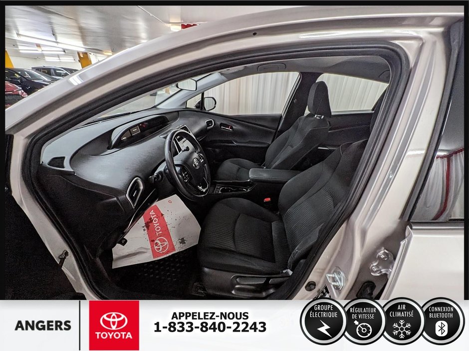 Toyota PRIUS PRIME  2020-8