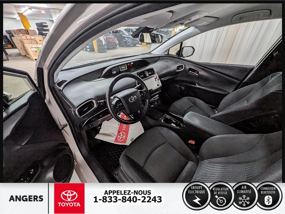 Toyota PRIUS PRIME  2020-7