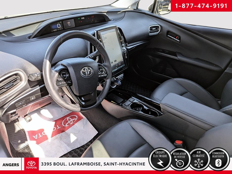 2022 Toyota PRIUS PRIME UPGRADE-8