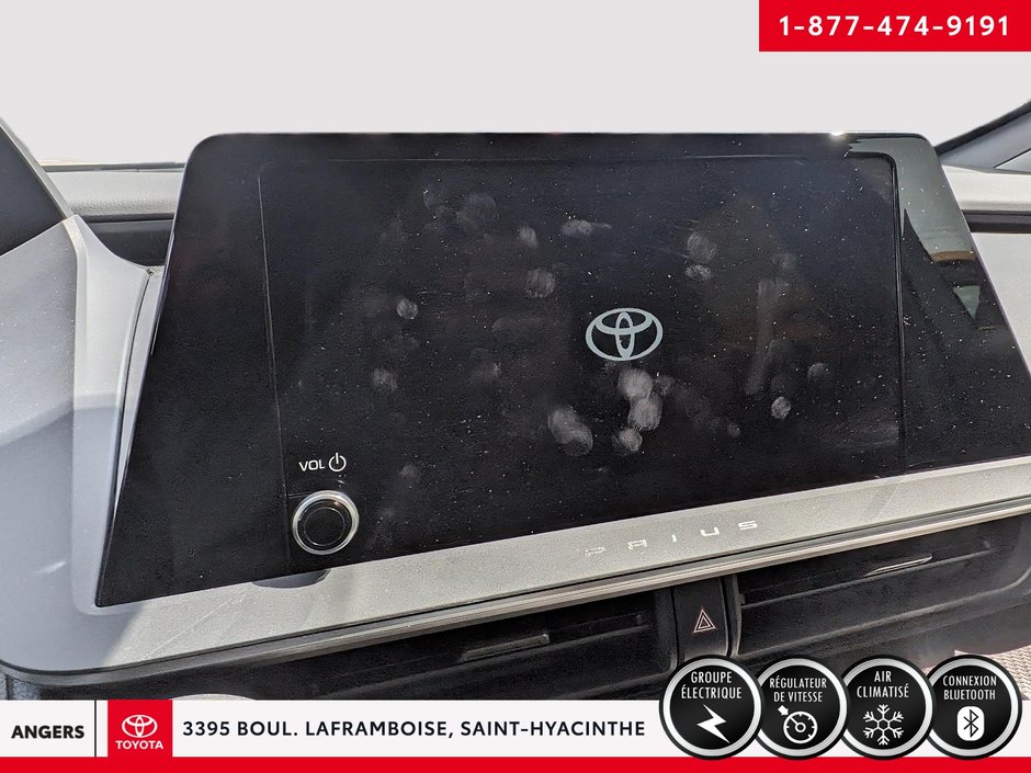 Toyota Prius XLE E-AWD 2024-14