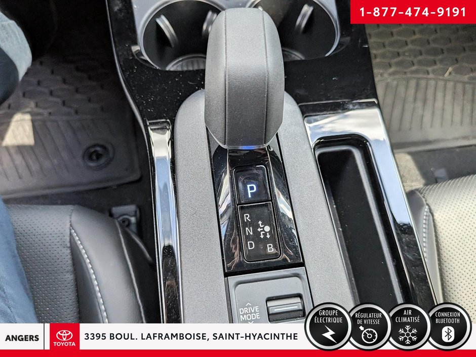 Toyota Prius XLE E-AWD 2024-18
