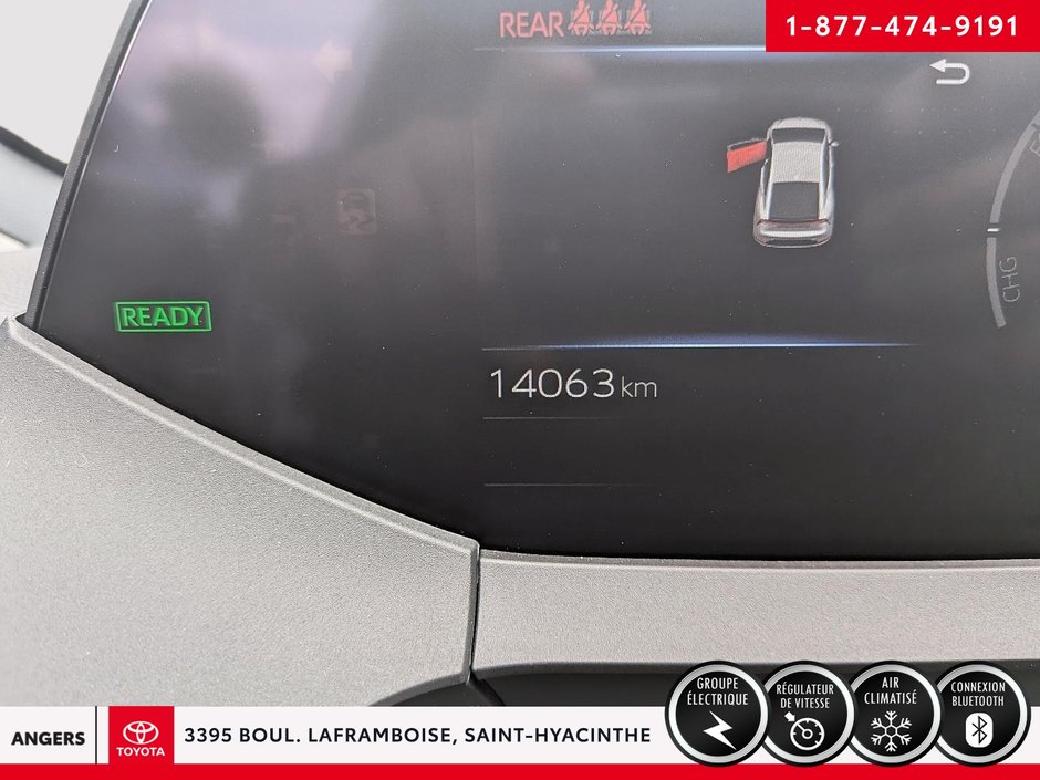 Toyota Prius XLE E-AWD 2024-20