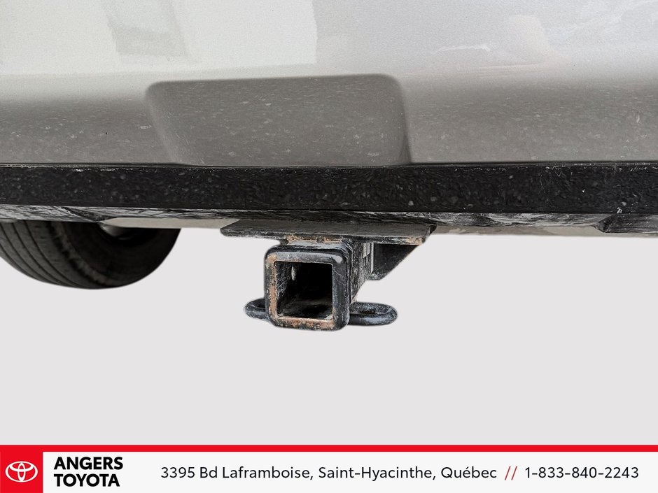 2022 Toyota RAV4 Hybrid SE-24