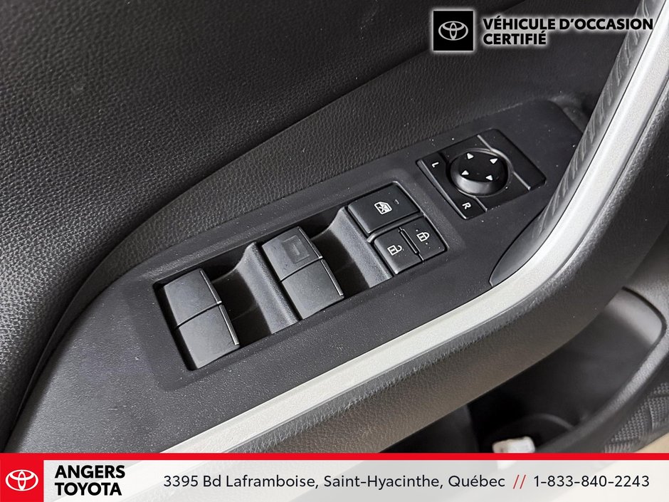 2021 Toyota RAV4 Prime XSE-11