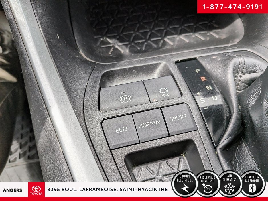 Toyota RAV4 LE 2020-17