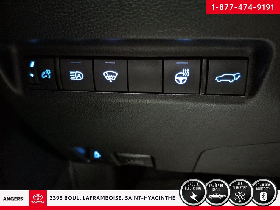 Toyota RAV4 XLE HYBRIDE 2021-15
