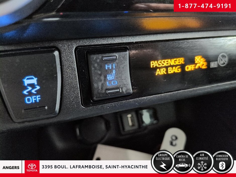 Toyota RAV4 XLE HYBRIDE 2021-19