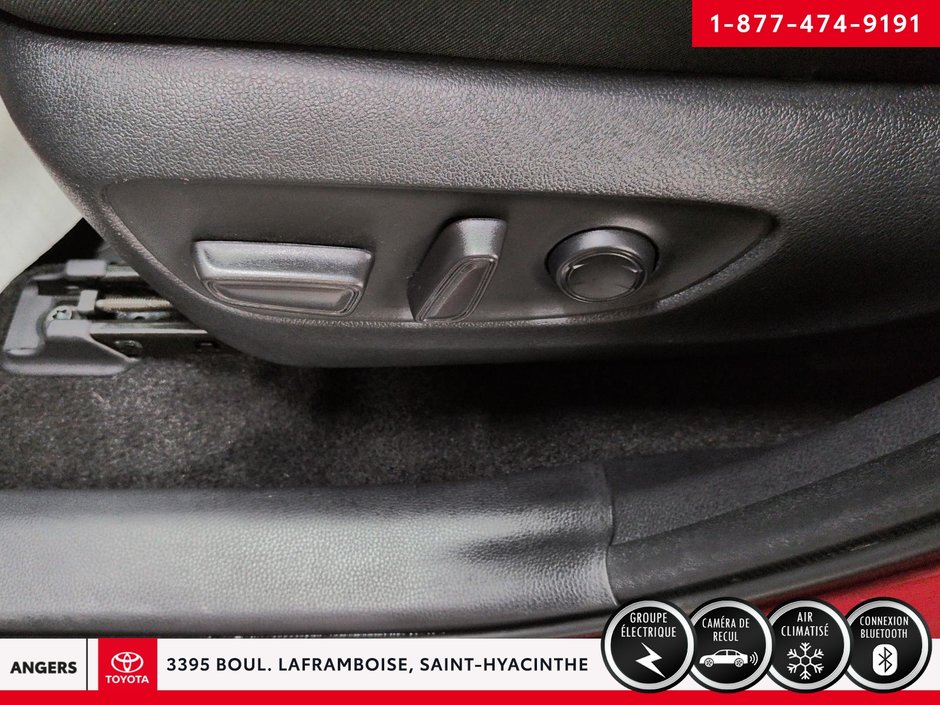 Toyota RAV4 XLE HYBRIDE 2021-12