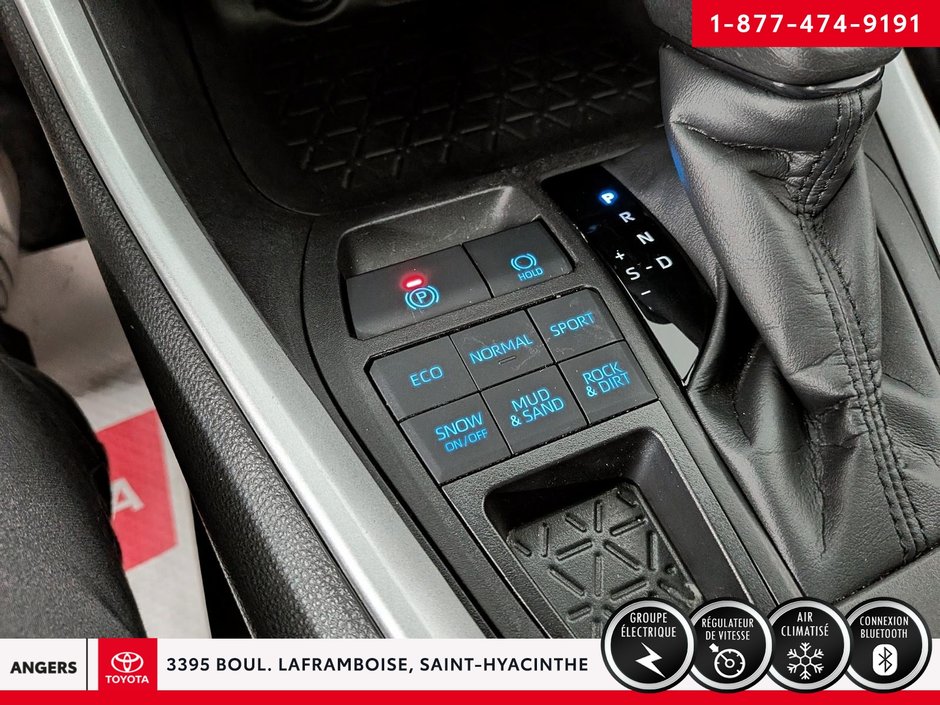Toyota RAV4 XLE 2022-20