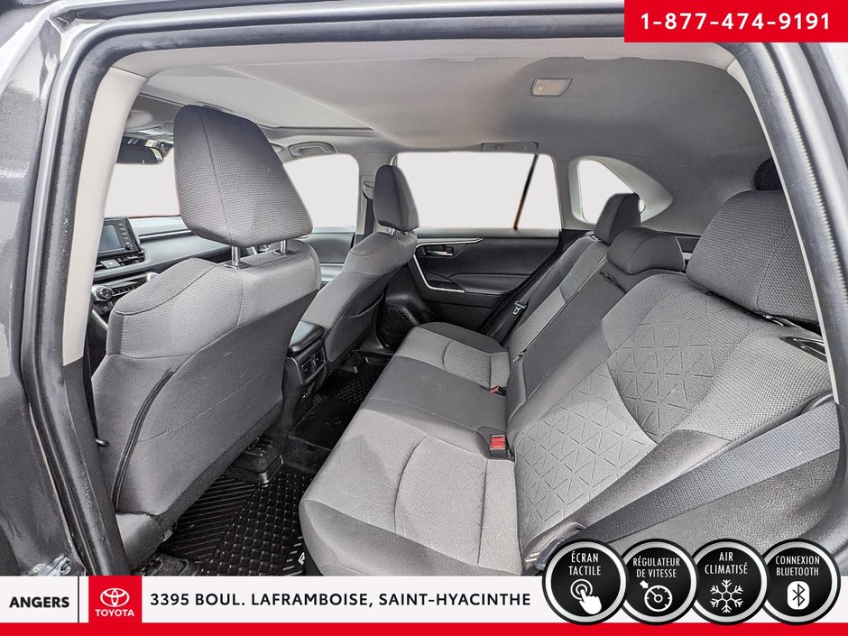 Toyota RAV4 Hybrid XLE 2022-6