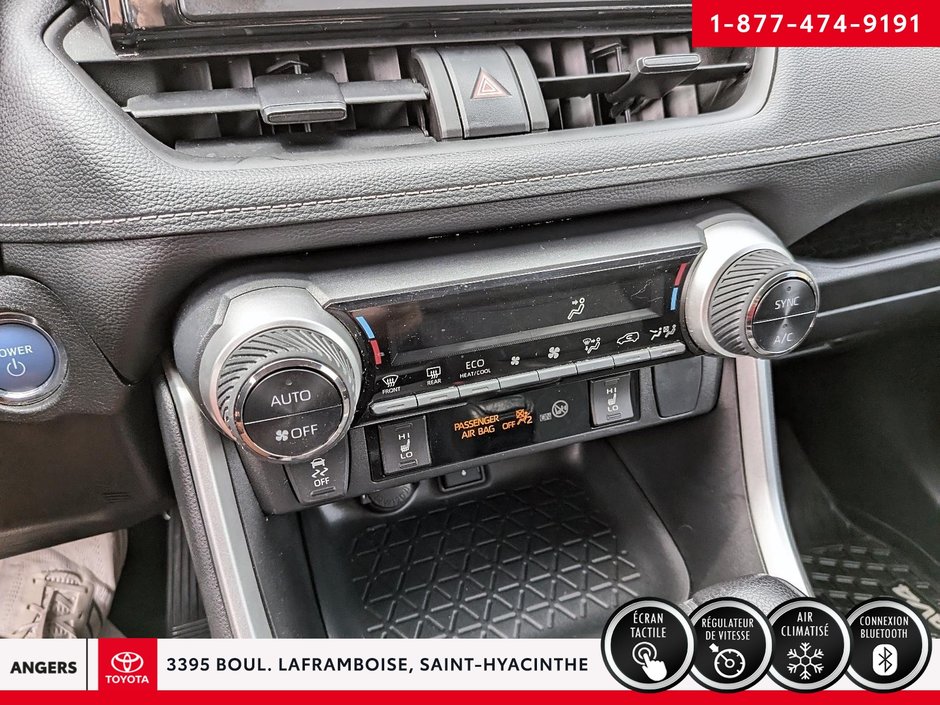 Toyota RAV4 Hybrid XLE 2022-16