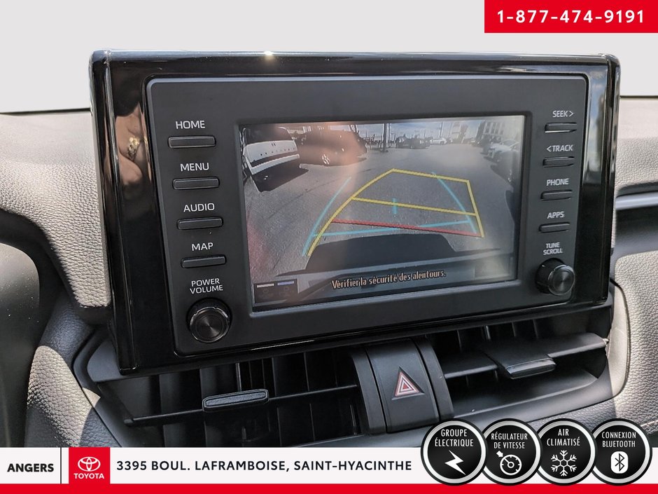 2022 Toyota RAV4 LE-10