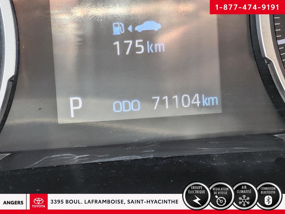 2022 Toyota RAV4 LE-13
