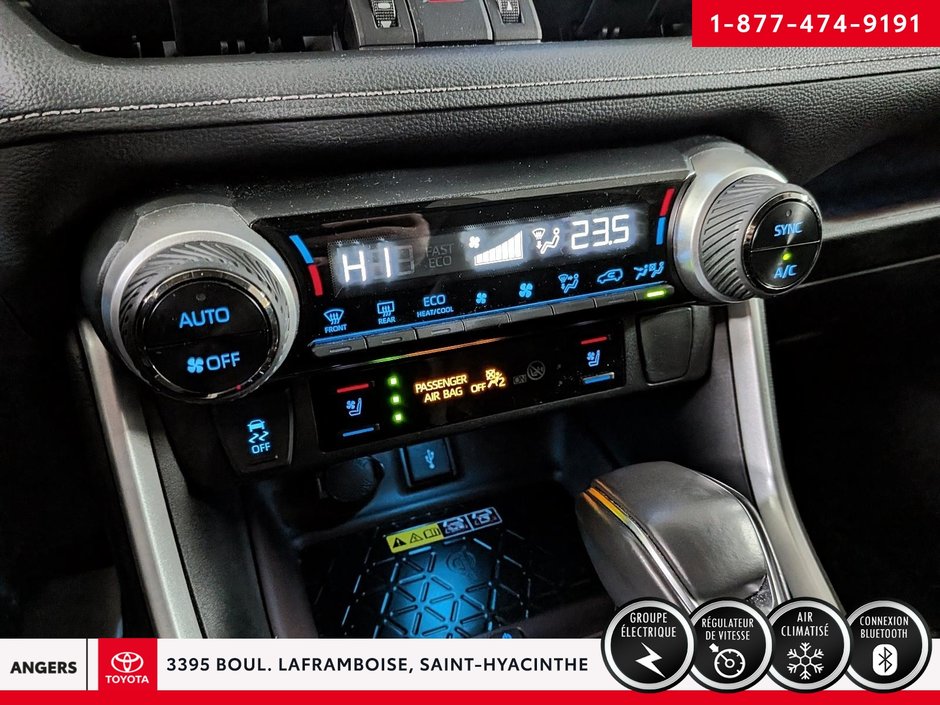 Toyota RAV4 Limited 2022-18