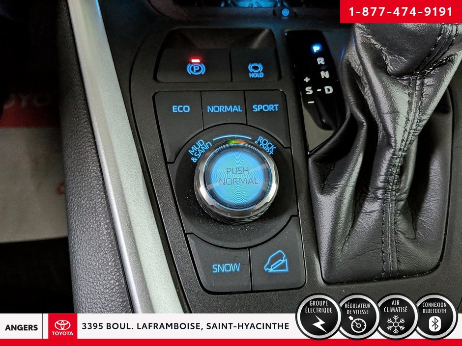 Toyota RAV4 Limited 2022-14