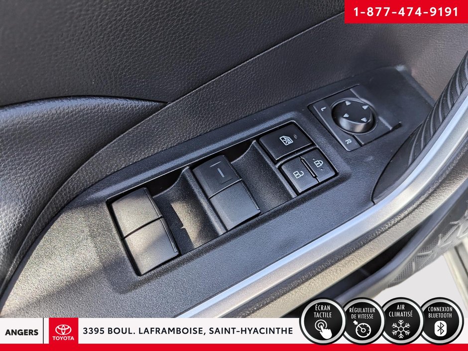 2023 Toyota RAV4 LE-9