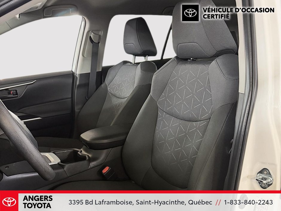 2025 Toyota RAV4 LE-6