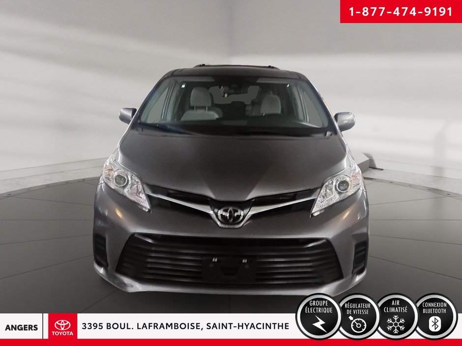 2018 Toyota Sienna LE-1