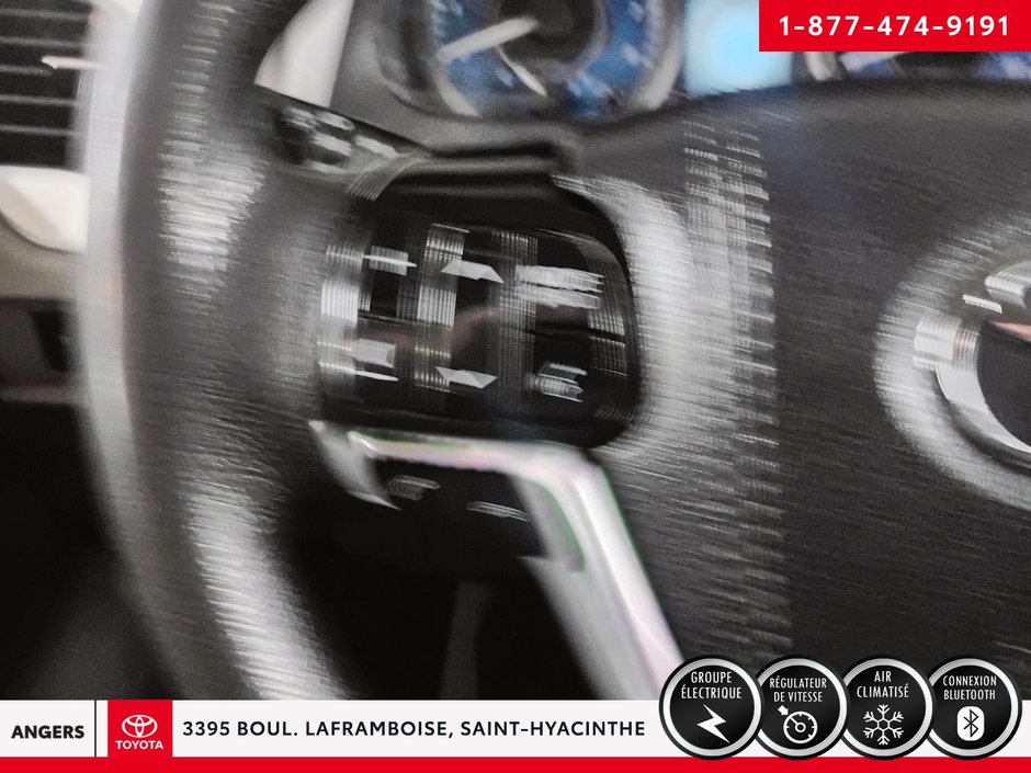 2018 Toyota Sienna LE-11