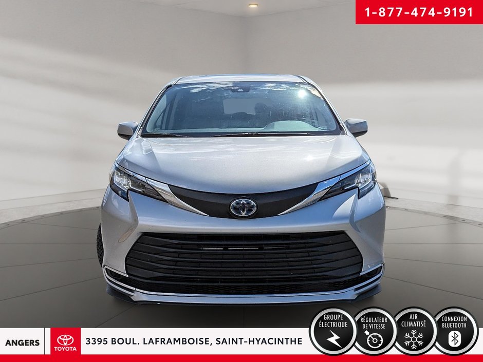 Toyota Sienna XLE 2021-1