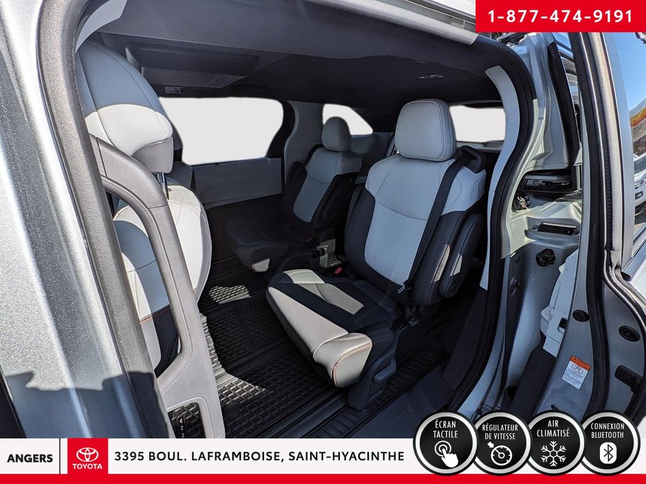 Toyota Sienna XSE 2021-9