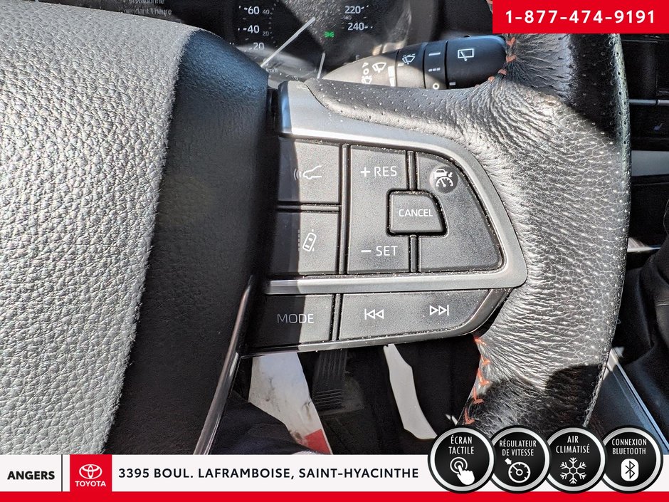Toyota Sienna XSE 2021-16