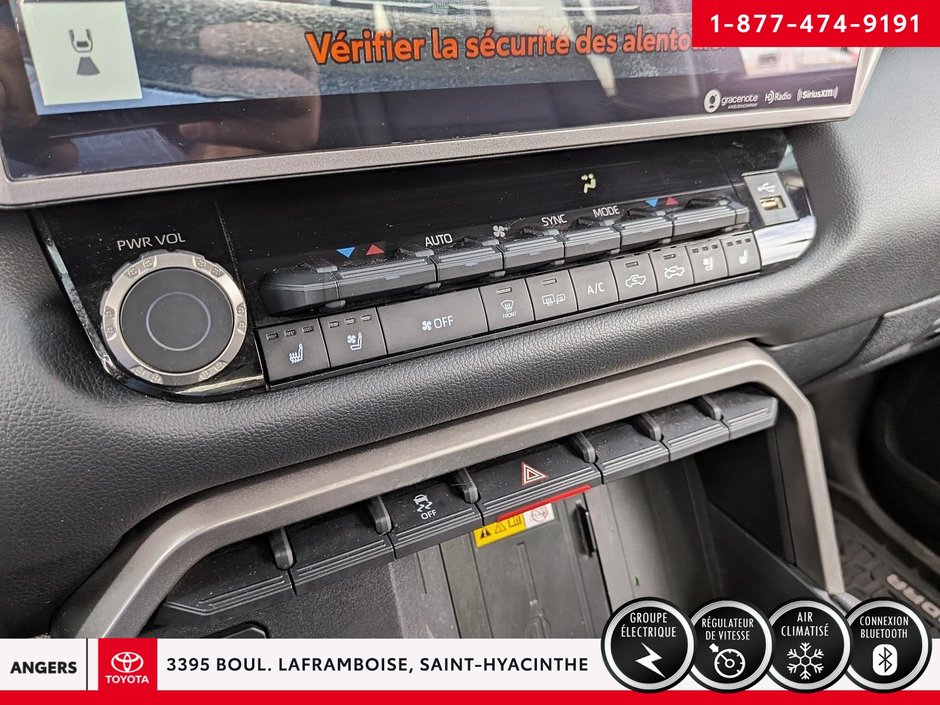 Toyota Tundra Limited 2022-16