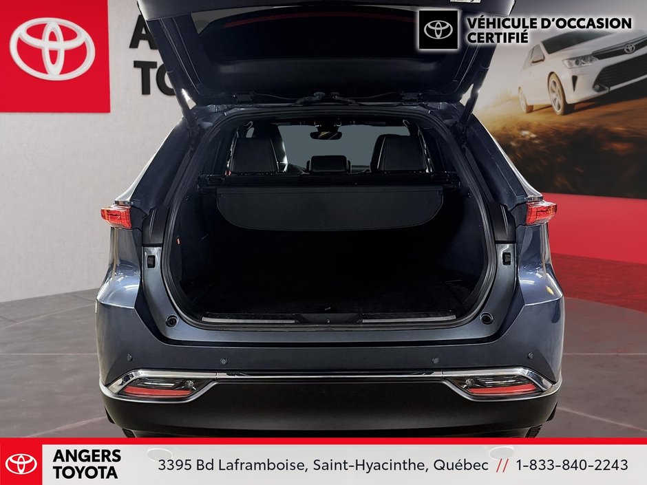 Toyota Venza XLE 2023-25