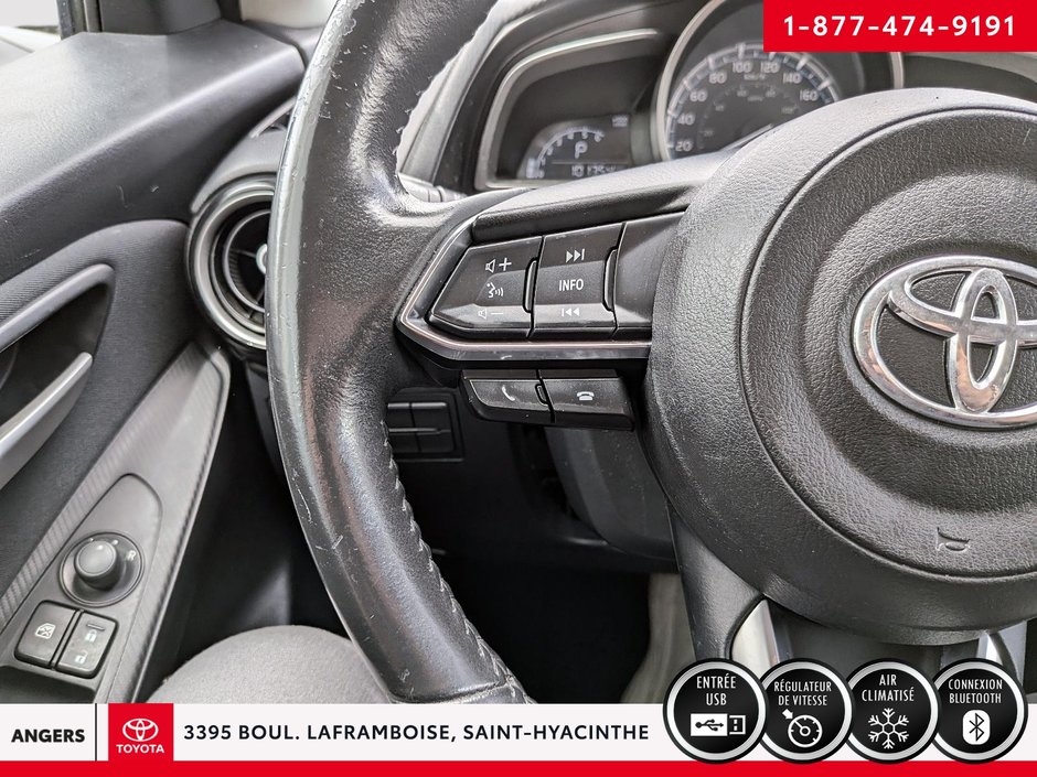 2020 Toyota Yaris Hatchback XLE-7