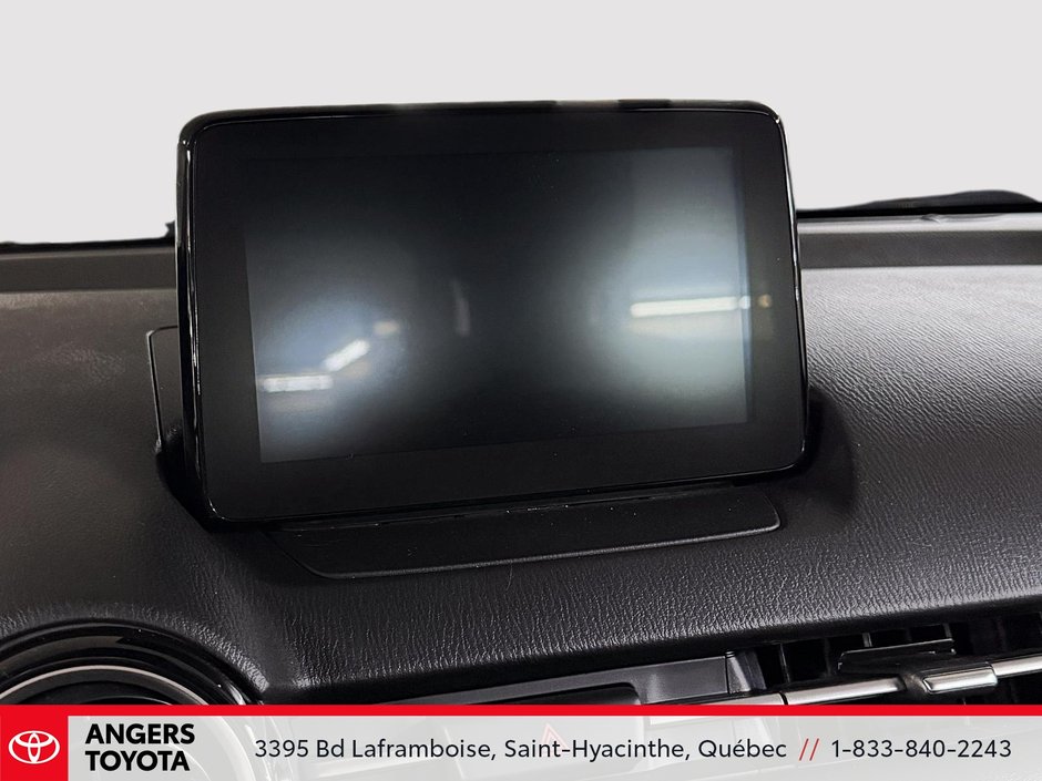Toyota Yaris Hatchback LE 2020-18