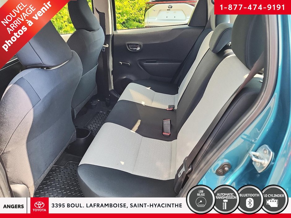 2013 Toyota Yaris LE-9