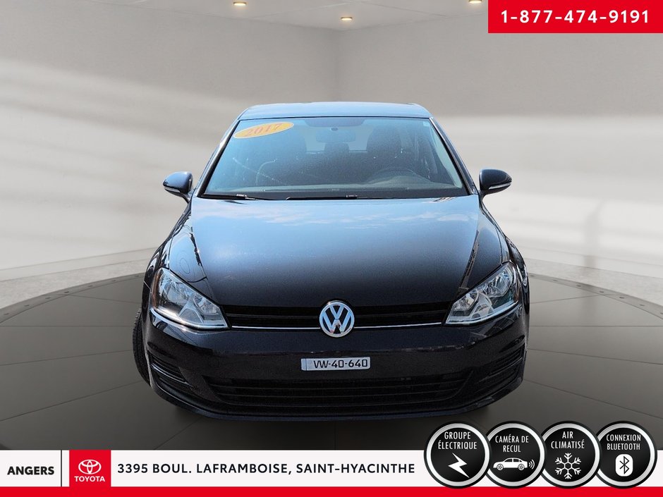 2017 Volkswagen Golf Trendline-1