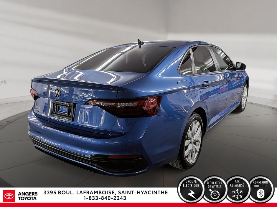 Volkswagen Jetta Comfortline 2022-3