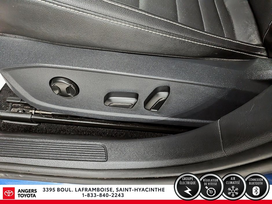 Volkswagen Jetta Comfortline 2022-10