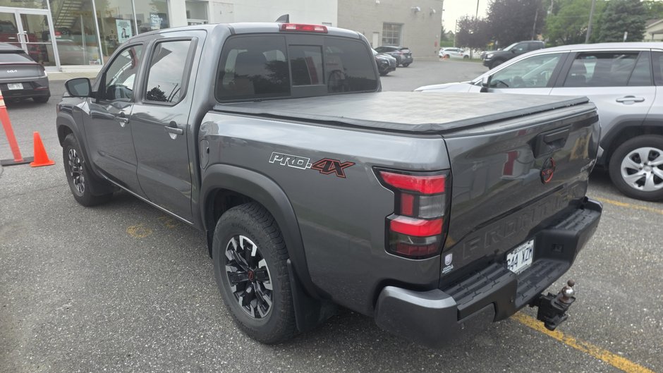 2022 Nissan Frontier PRO4X-1
