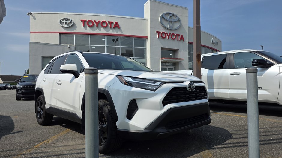 2024 Toyota RAV4 XLE-0