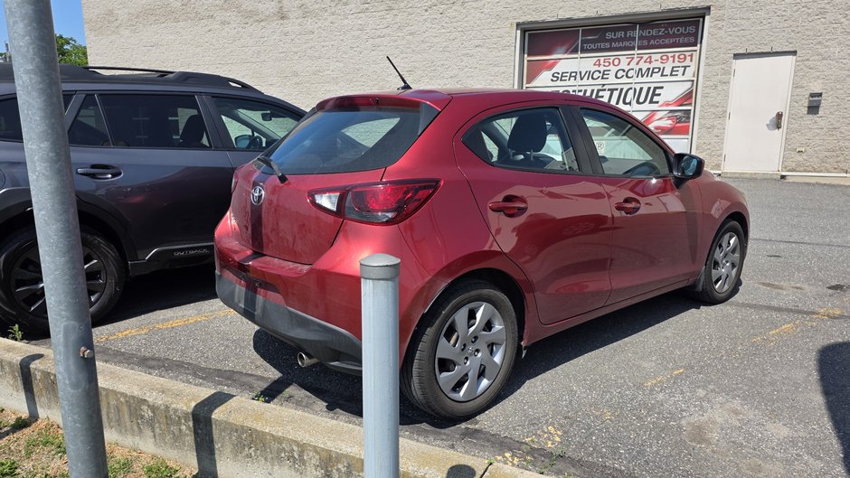Toyota Yaris Hatchback LE 2020-2