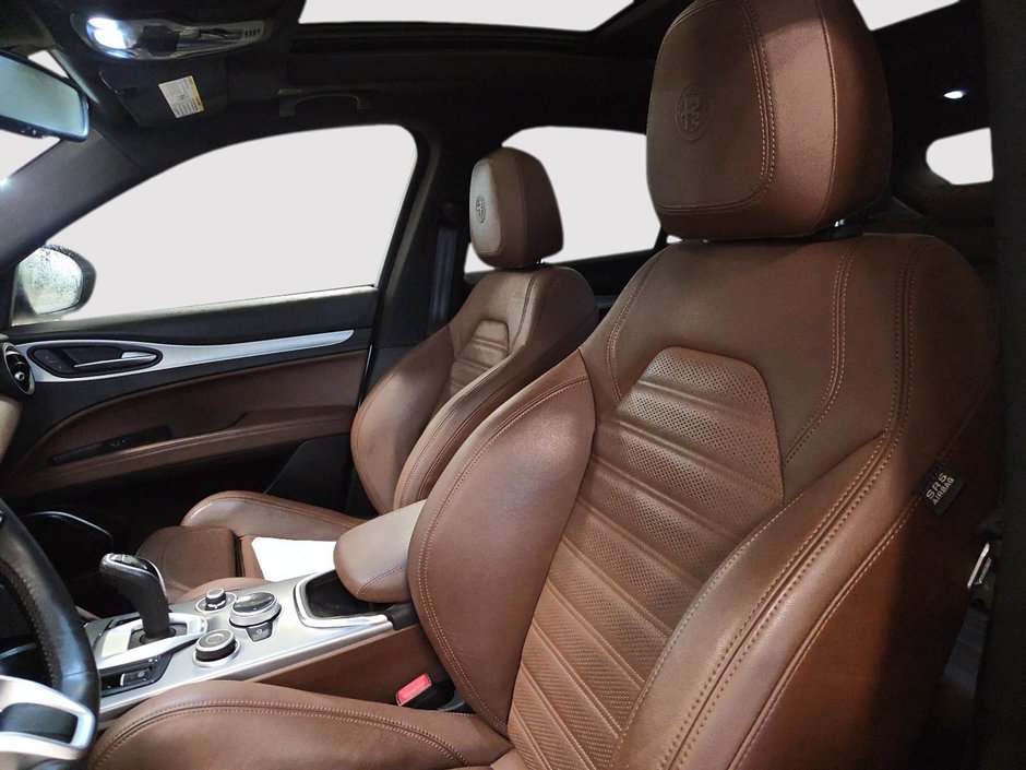2021 Alfa Romeo Stelvio Ti Sport AWD-8