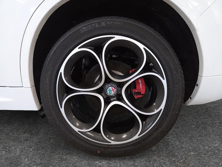 2021 Alfa Romeo Stelvio Ti Sport AWD-6