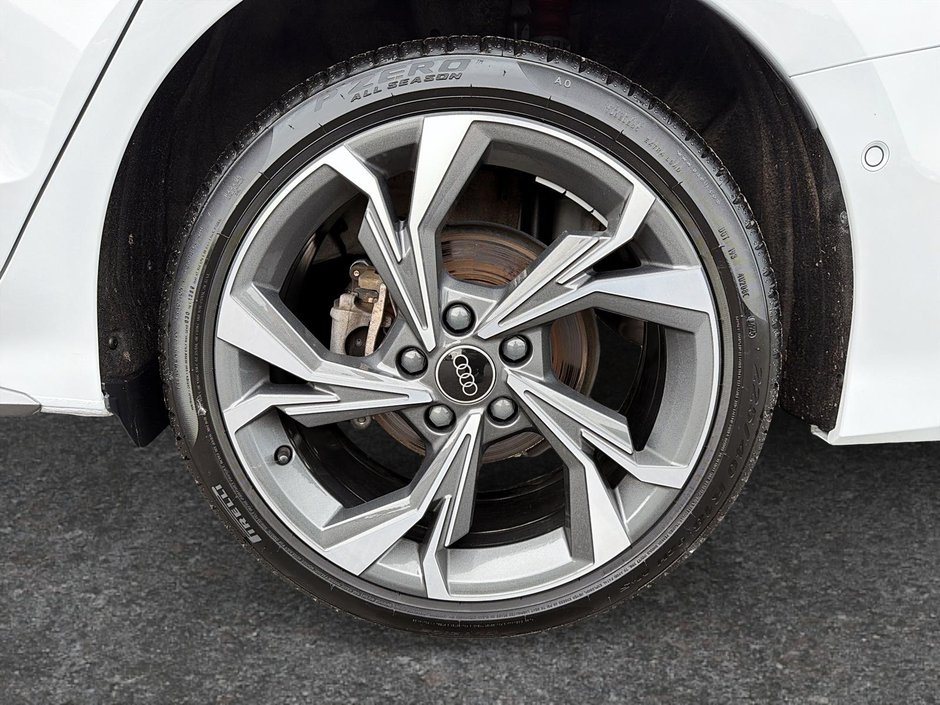 Audi A3 Sedan Progressiv S-Line Quattro 2025-6