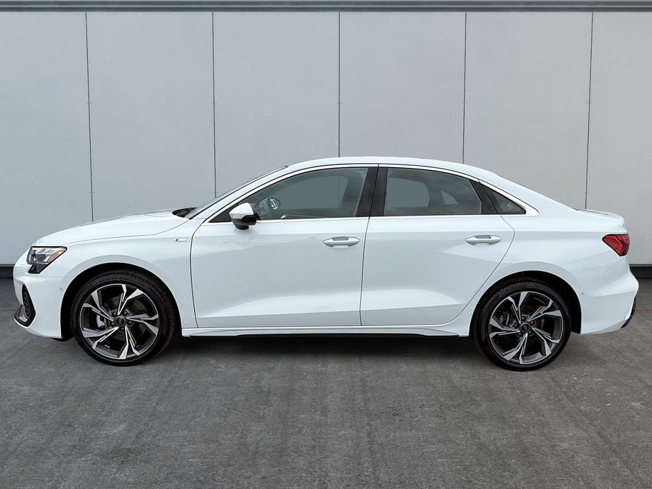 Audi A3 Sedan Progressiv S-Line Quattro 2025-4