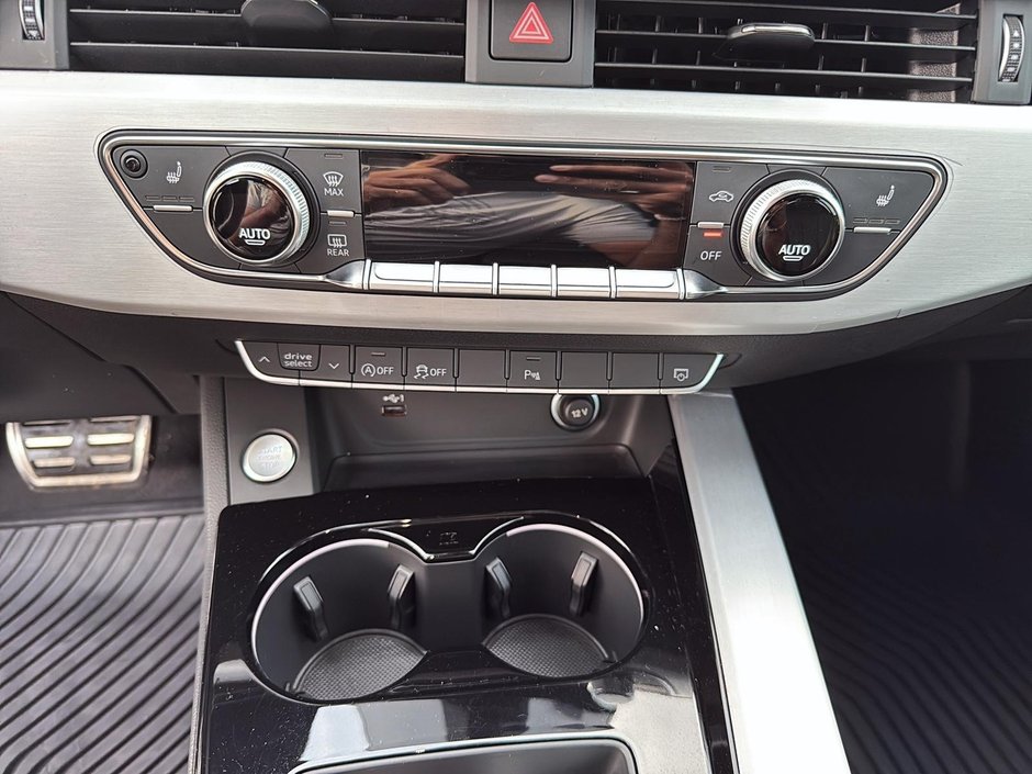 2023 Audi A4 Sedan Progressiv Quattro S-Line-13