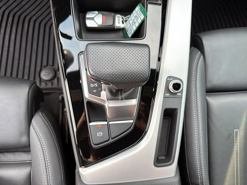 2023 Audi A4 Sedan Progressiv Quattro S-Line-14