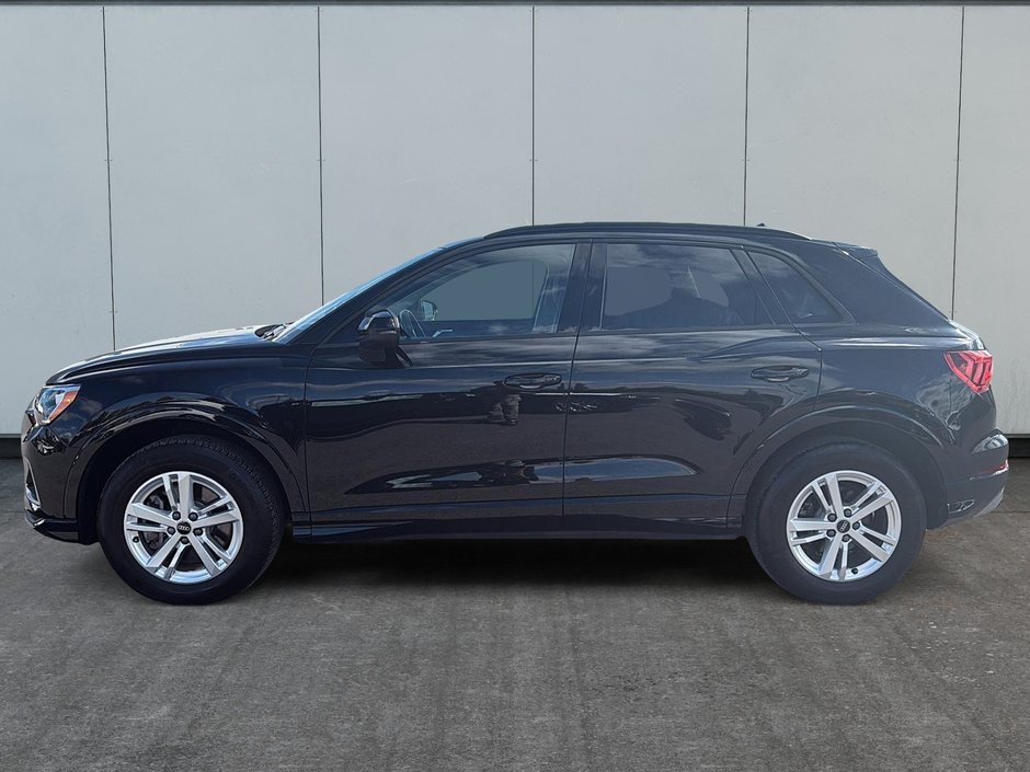 2022 Audi Q3 Komfort Quattro Toit-Panoramique-4
