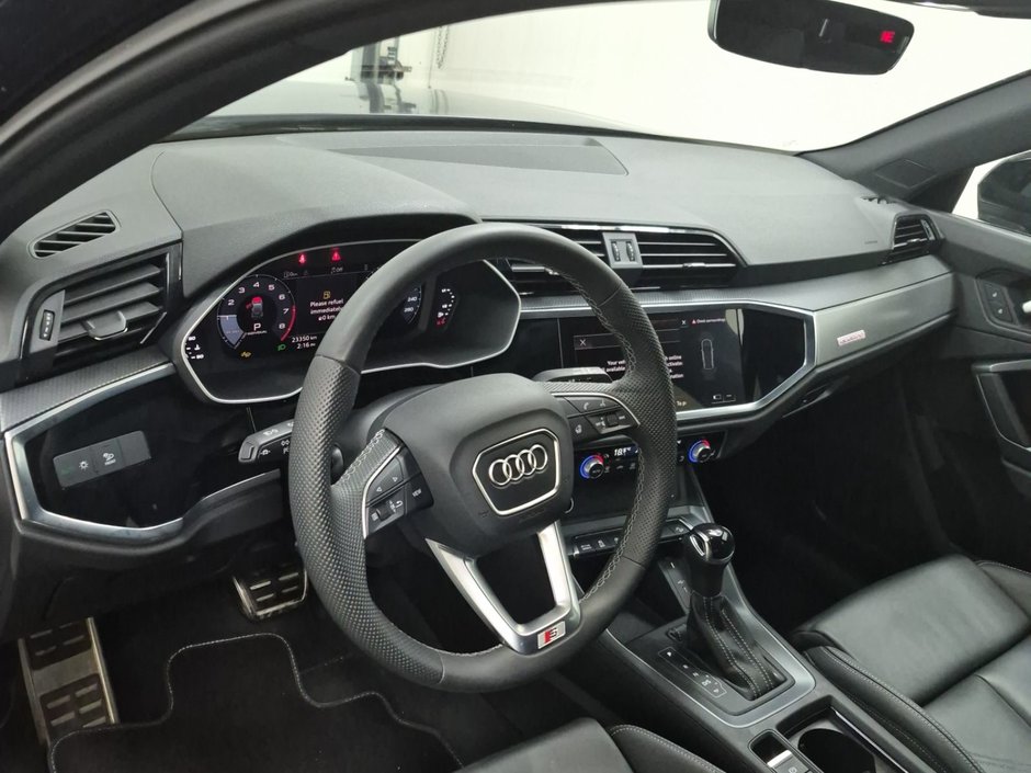 Audi Q3 Progressiv Quattro S-Line 2024-1