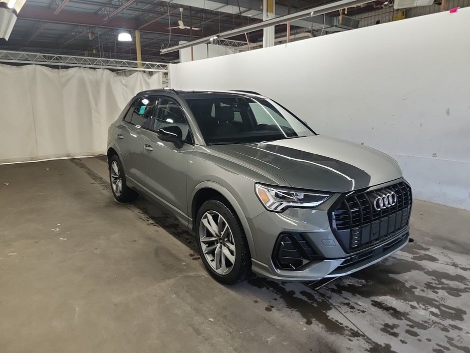 2024 Audi Q3 Komfort Quattro Black Optik-3