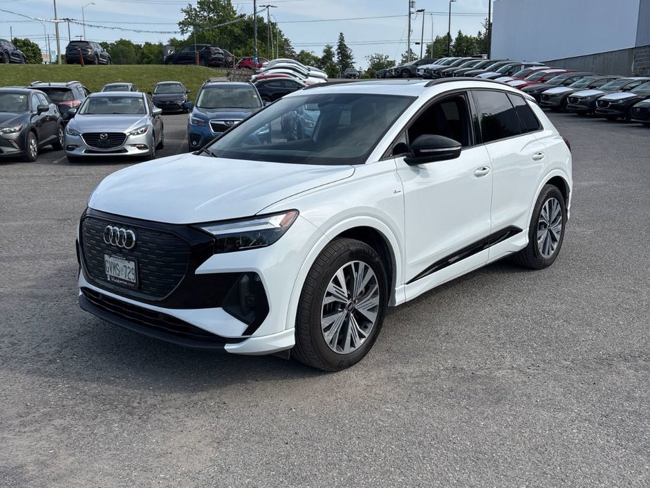 Audi Q4 e-tron 55 QUATTRO PREMIUM S-LINE 2024 à St-Jean-Sur-Richelieu, Québec
