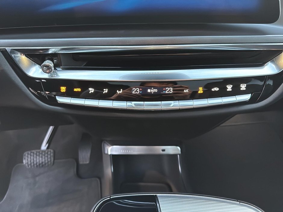 Cadillac LYRIQ TECH 2024-13